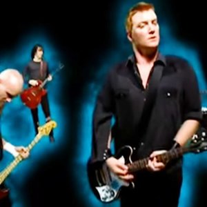 Queens Of The Stone Age - No One Knows (Official Music Video)