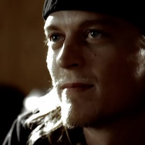 Puddle Of Mudd - Blurry (Official Music Video)