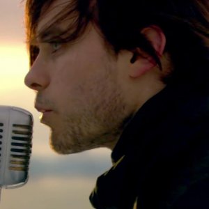 Thirty Seconds To Mars - A Beautiful Lie