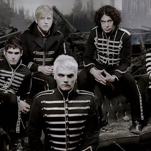 My Chemical Romance - Welcome To The Black Parade [Official Music Video] [HD]